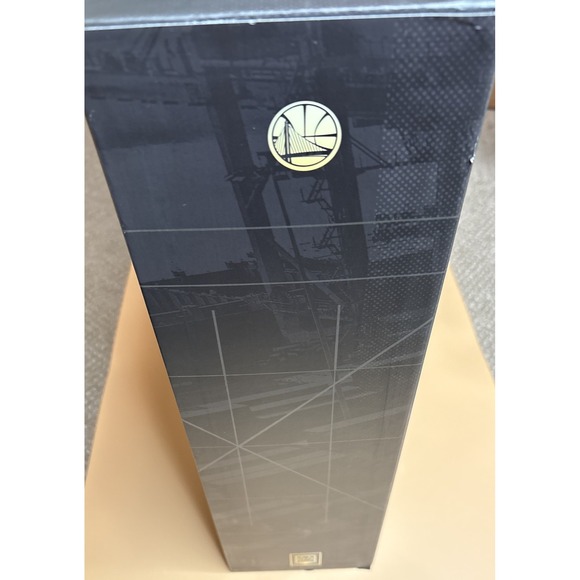 Golden State Warriors 2017-2018 NBA Champions Factory Bobblehead & Ring Set - Picture 14 of 16